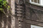 Detail metselwerk.
<br/>
Marcel Westhoff, juli 2016